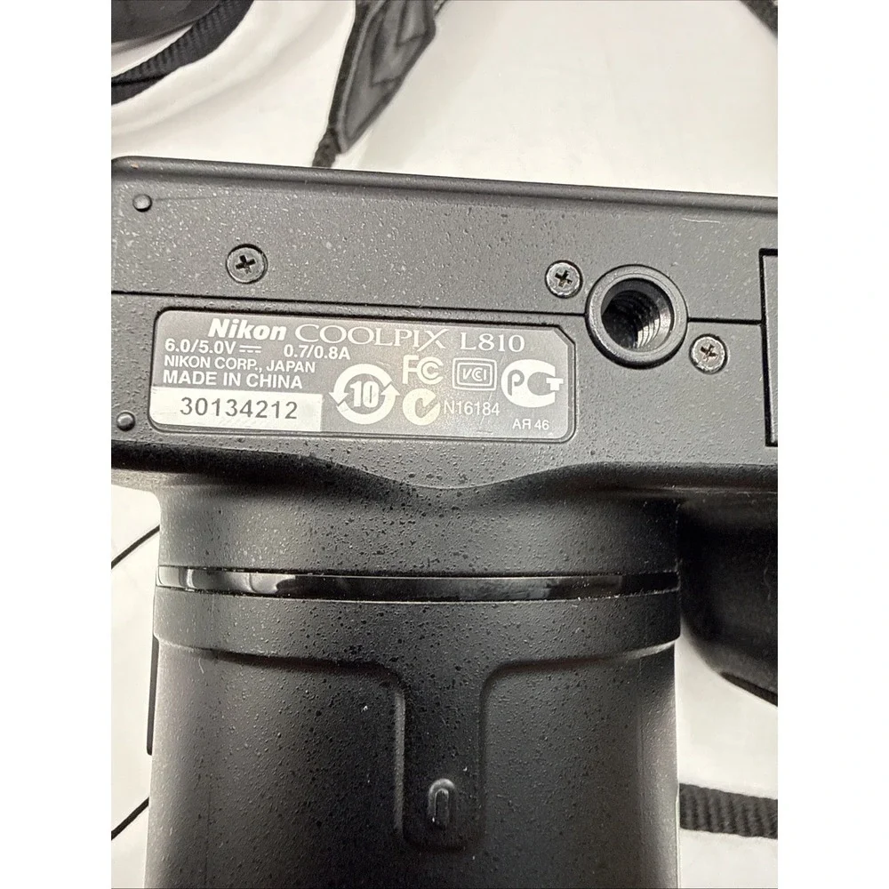 Nikon Coolpix L810 Optical Zoom Compact Digital Camera 4parts (untested) W/ Bag